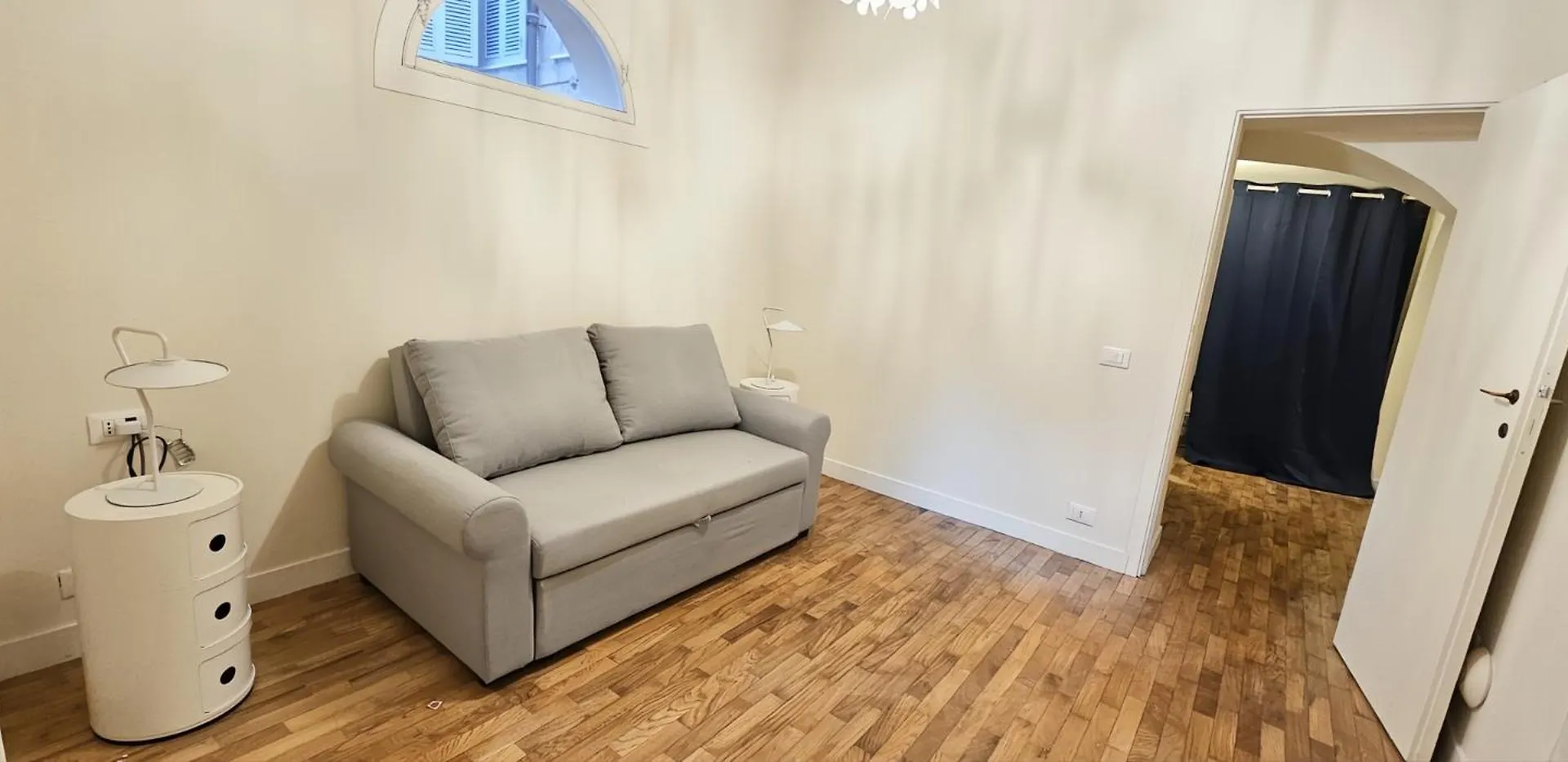Elegantis Monti Royal Apartment With Private Terrace Rome 0*,  Italy