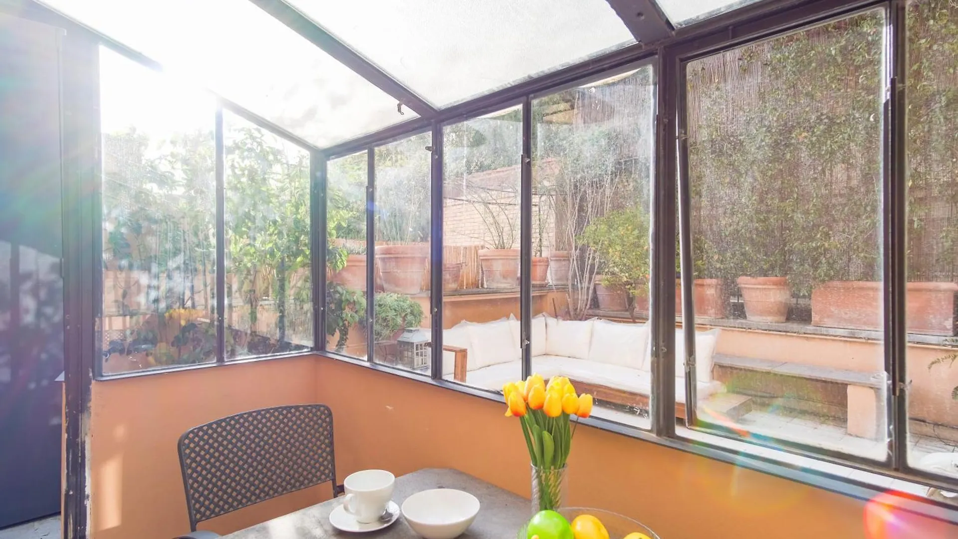 Elegantis Monti Royal Apartment With Private Terrace Rome