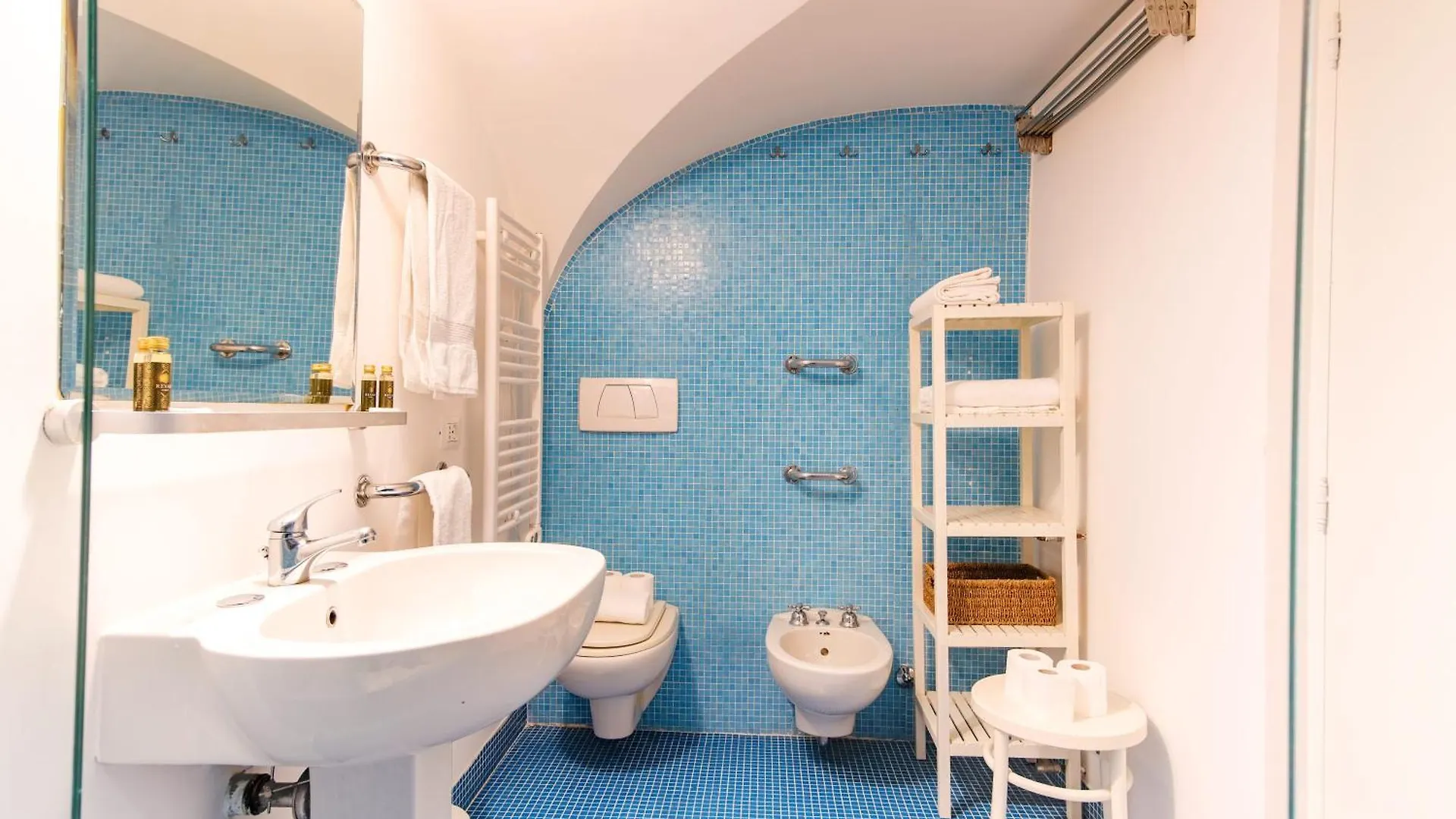 Elegantis Monti Royal Apartment With Private Terrace Rome 0*,