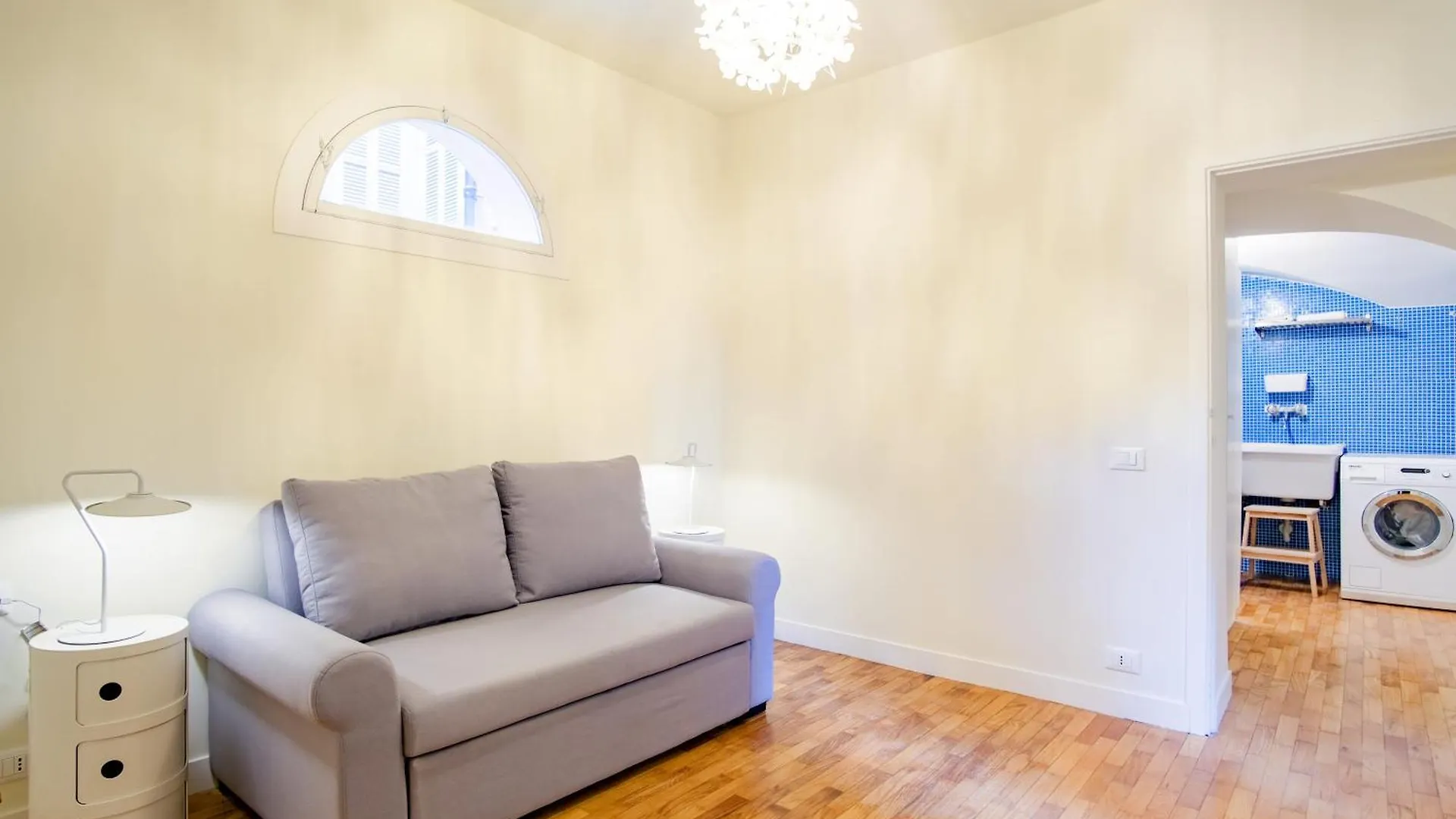 Elegantis Monti Royal Apartment With Private Terrace Rome