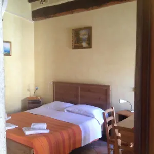 Campo De' Fiori Prestige בית הארחה