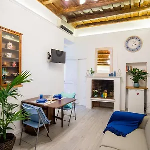 Apartment Colosseum/panisperna Nina With Terrace, Rome